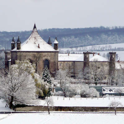 Bild vergrößern: Schloss-Derneburg-Winter