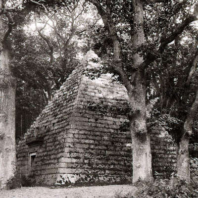 Bild vergrößern: Derneburg-Pyramide-um-1900