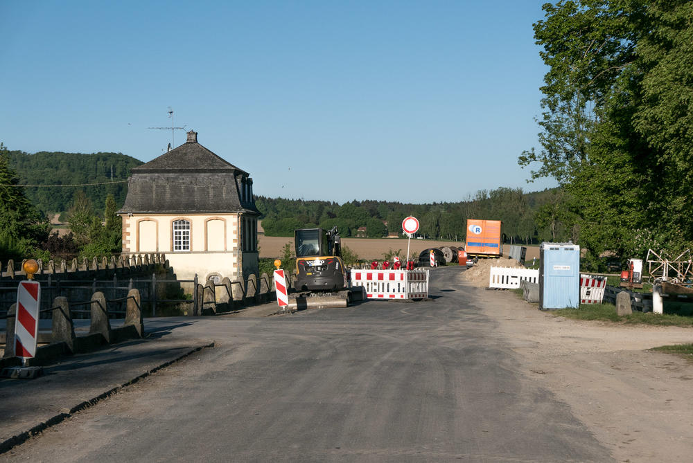 Bild vergrößern: Straßensperrung in Söder