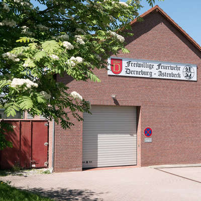 Bild vergrößern: Derneburg-Feuerwehrhaus-02